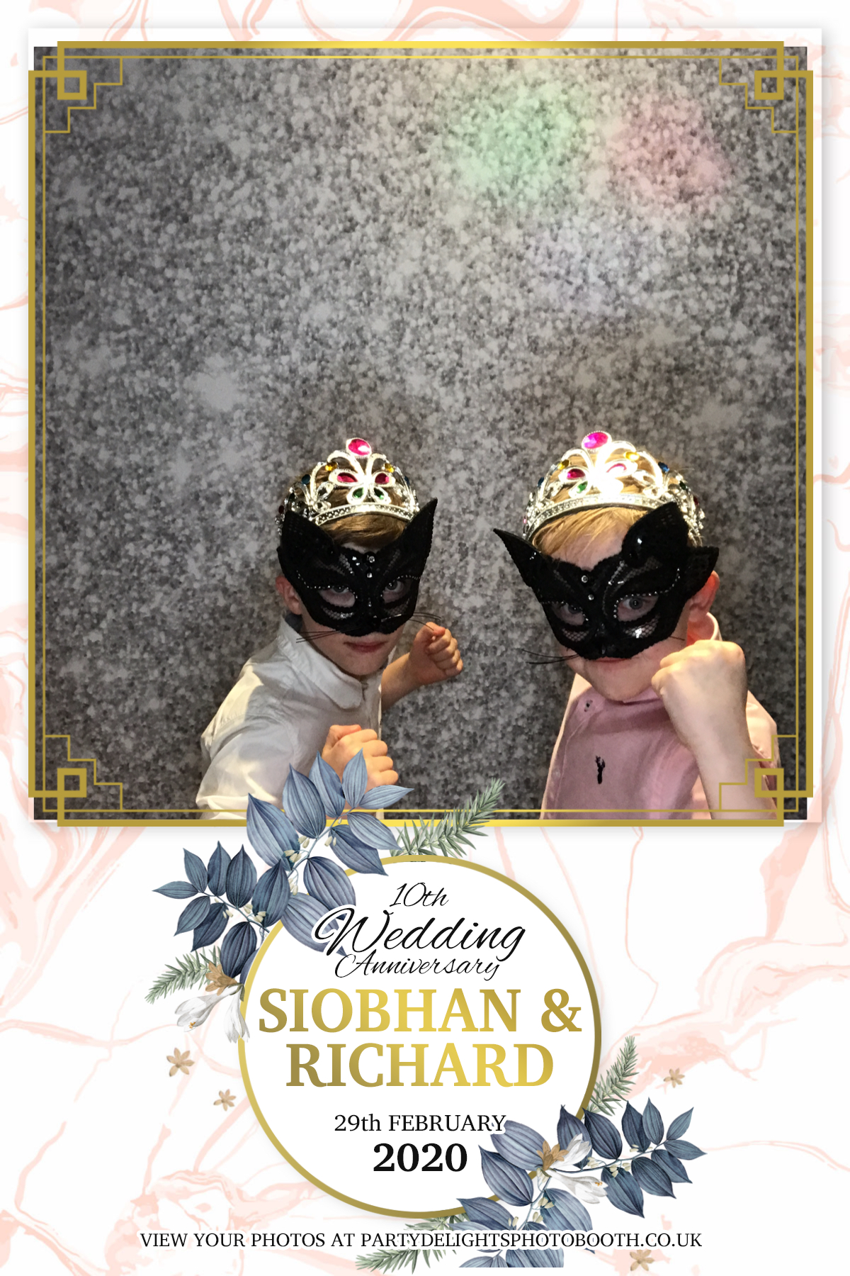 Siobhan and Richards Vow renewal  | View more photos from the event at gallery.partydelightsphotobooth.co.uk/u/PartyDelightsPhotoBooth/Siobhan-and-Richards-Vow-renewal